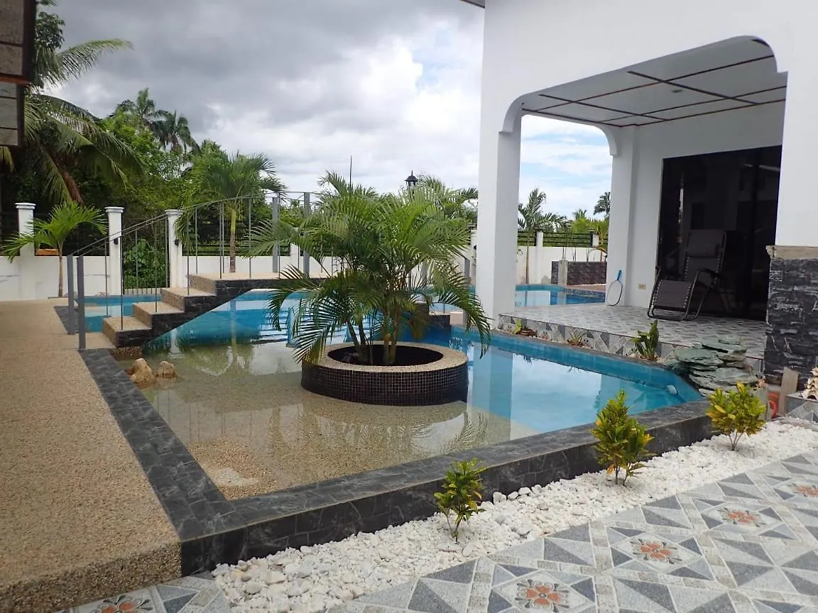 Palomavilla Resort Panglao