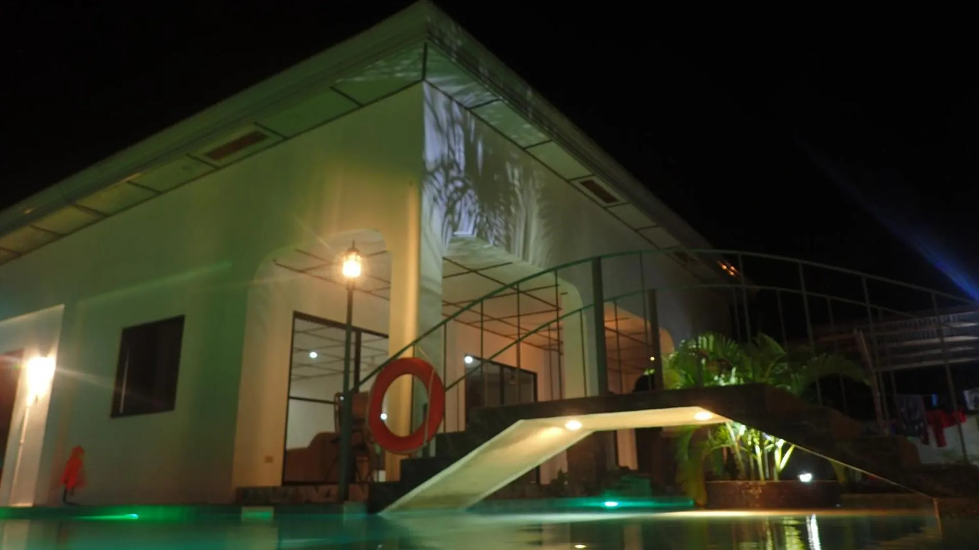 Hostel Palomavilla Resort Panglao Philippines