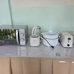 Inn Charlina, Panglao